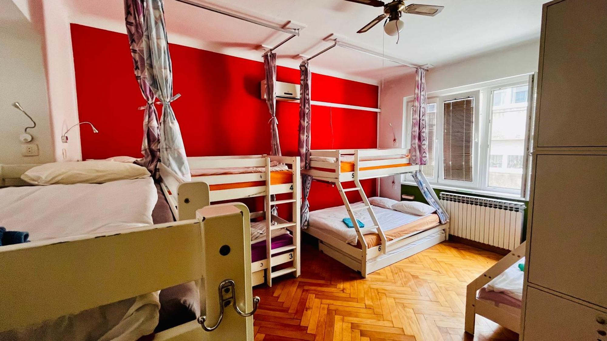 סראייבו Hostel Balkan Han מראה חיצוני תמונה